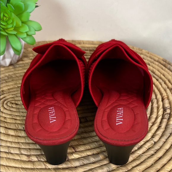 NWOT Vivaia Pointed Toe Yaffa Wedge Mule Sandals Red - Picture 7 of 11